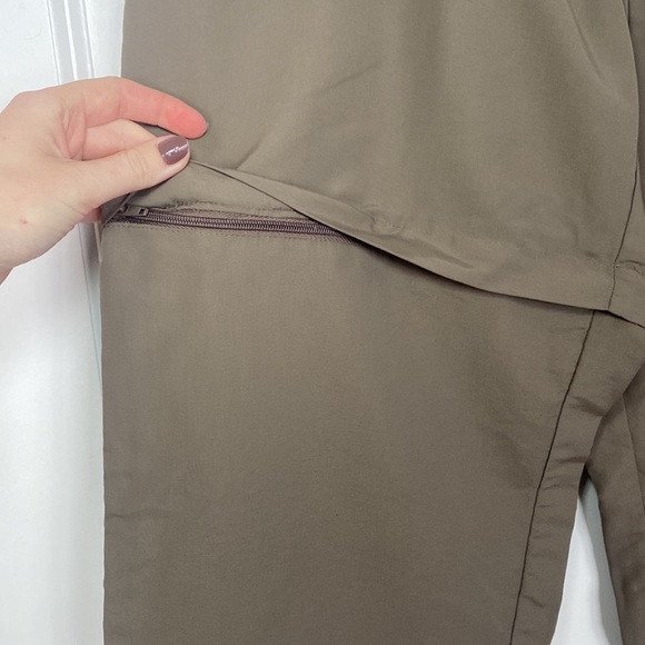 Campmor Womens Hiking Zip Off Pants Brown - medium - Picture 4 of 6